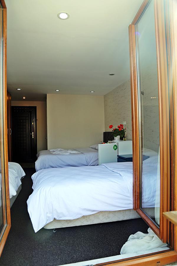 Holiday Family Apart Istanbul Bagian luar foto